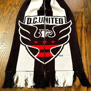 Adidas DC United soccer team scarf